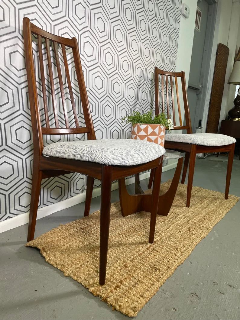 Lane MCM Dining/Ascent chair set