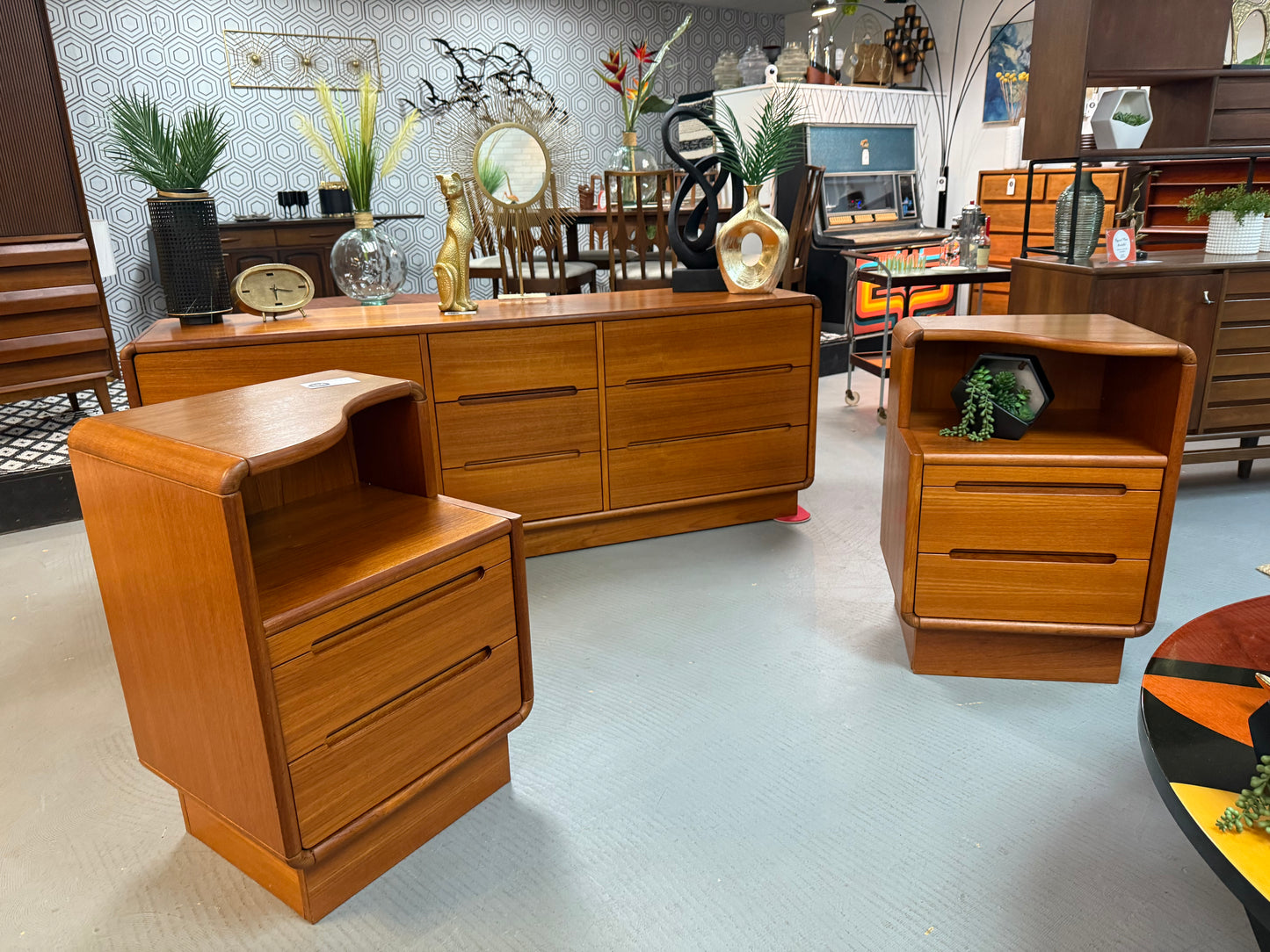Sun Cabinet Teak Nightstand Set