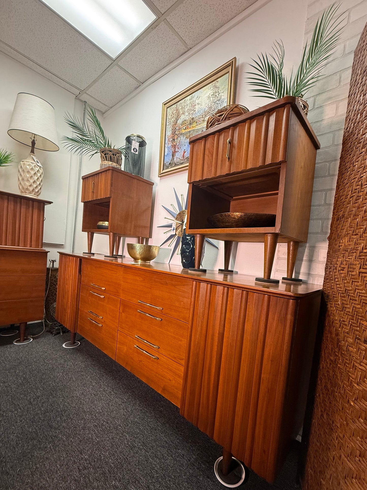 United 4 Piece Bedroom Set MCM