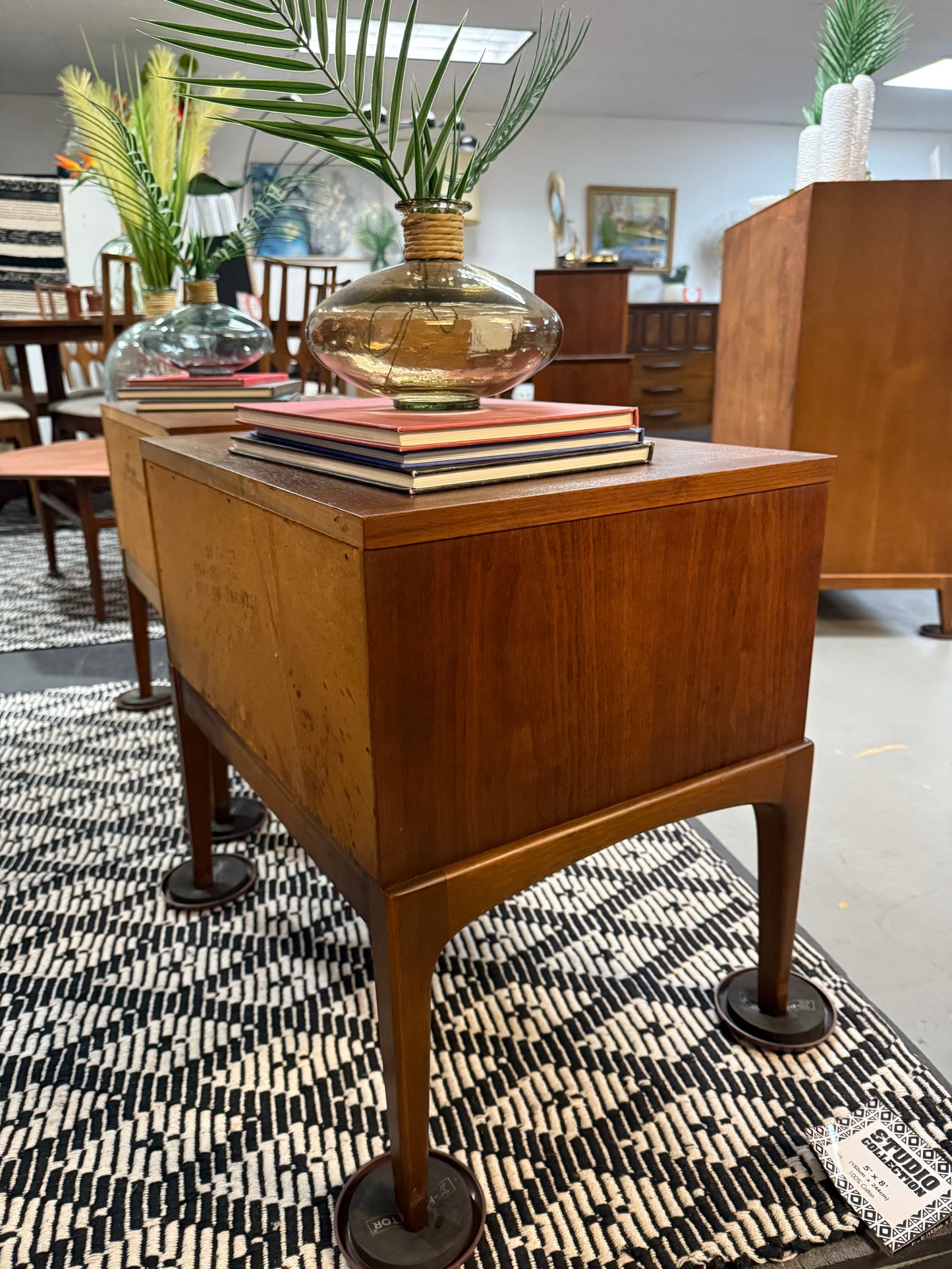 Lane Rhythm Nighstands set of 2