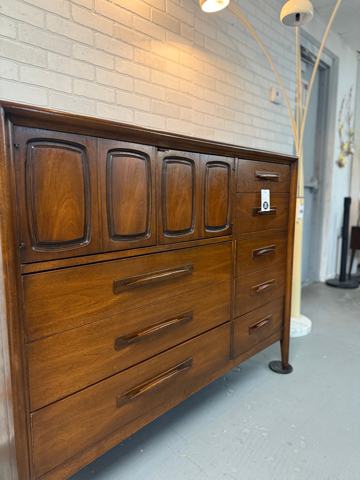 Broyhill Emphasis chest