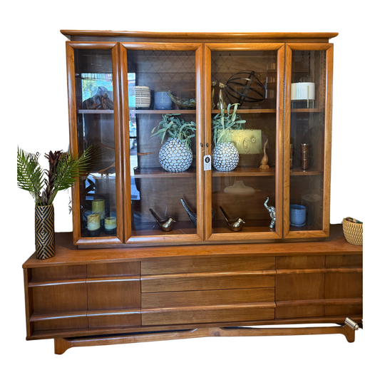 Young China Cabinet