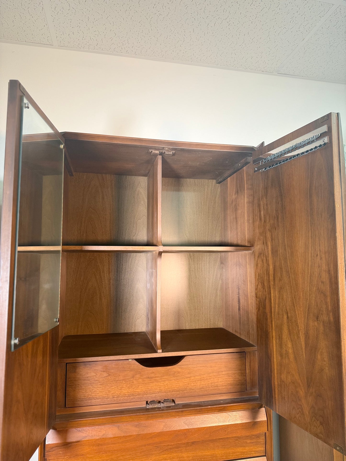 Lane First Edition Armoire