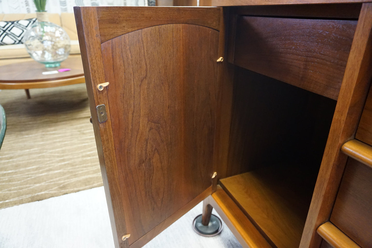 Mid-Century Modern Lane Rhythm China Cabinet/Hutch