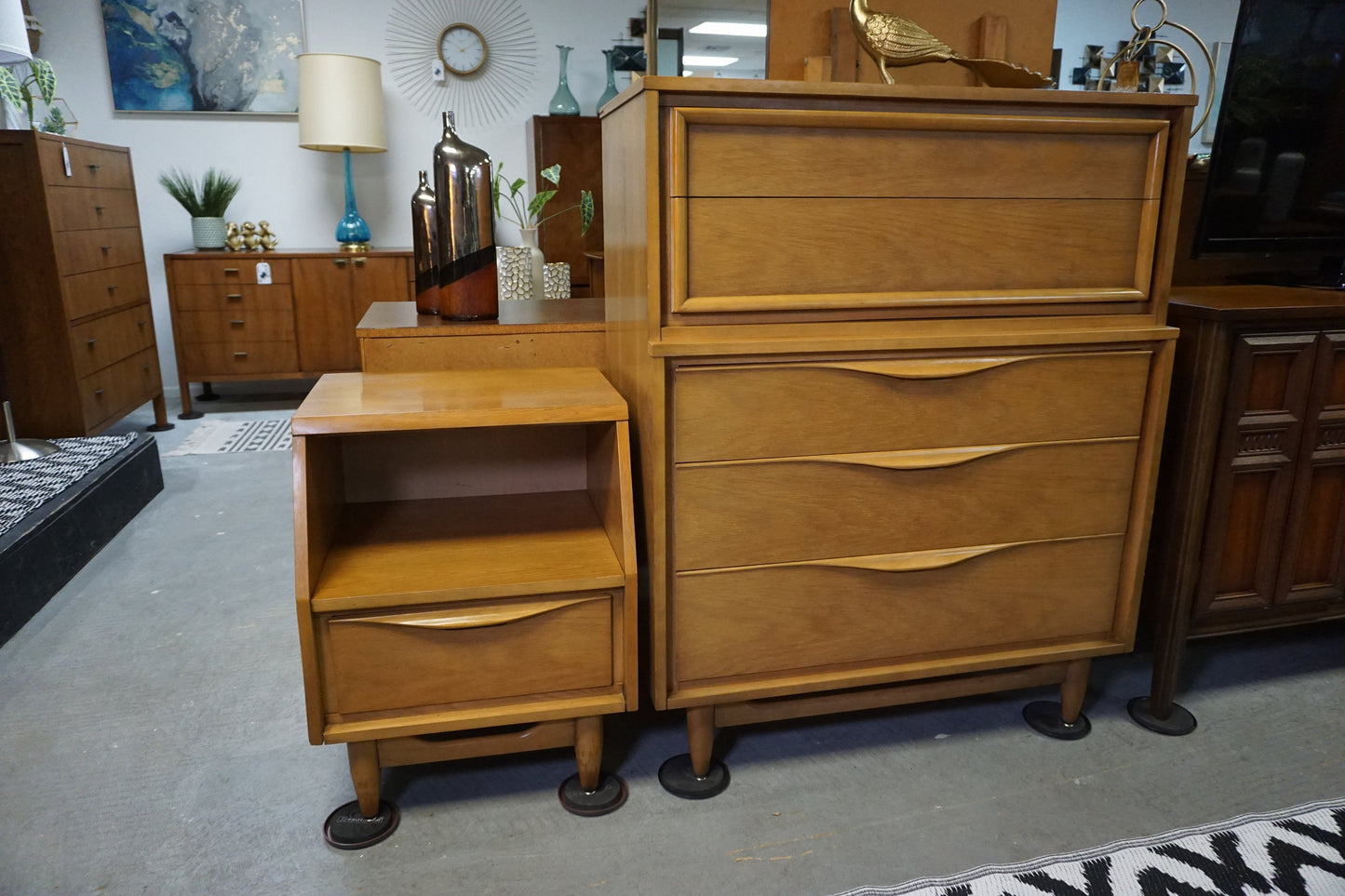 Mid-Century Modern 2 Piece Huntley Dresser And Nightstand (FREE shipping)