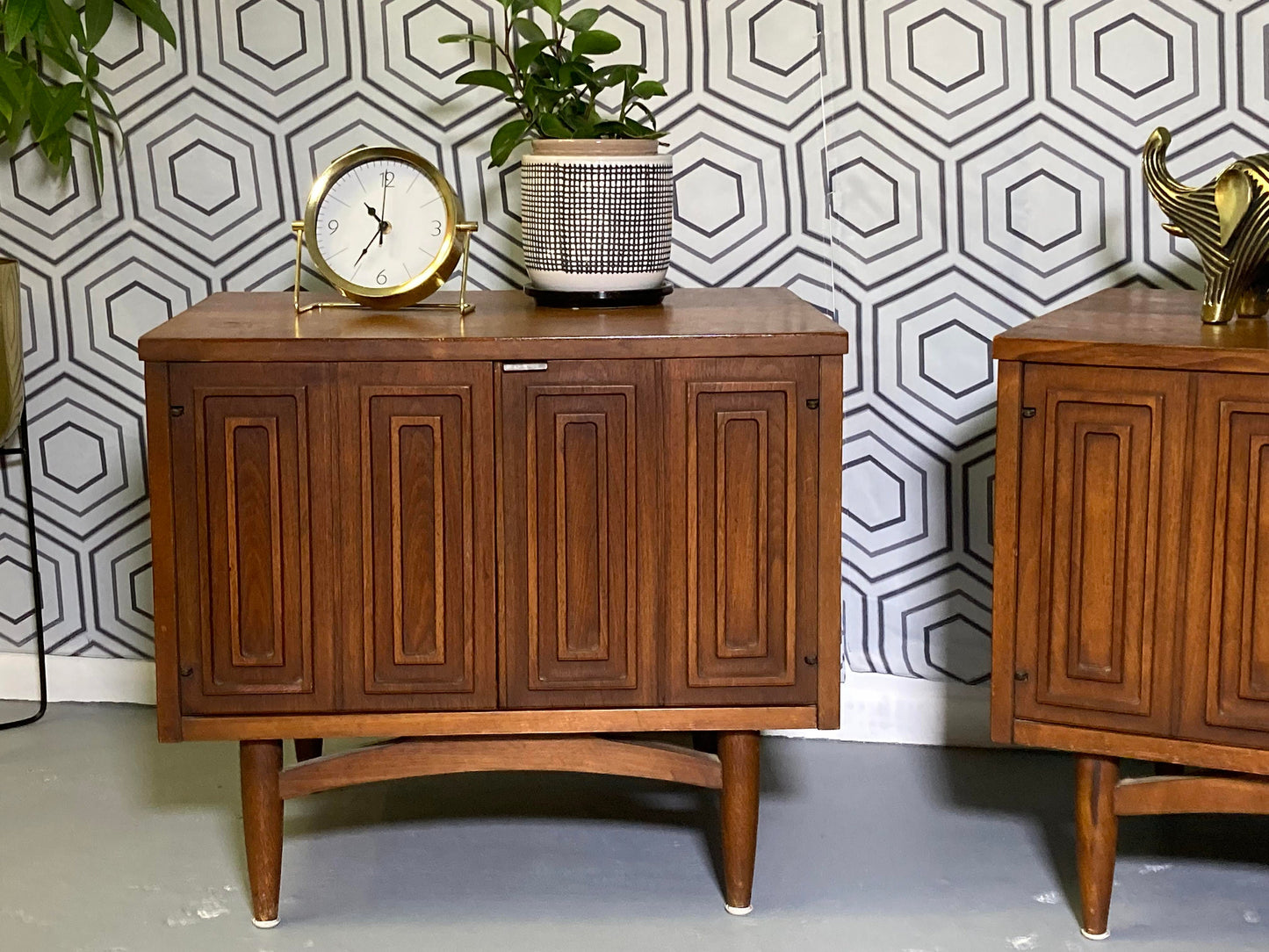 Set of Two Mid-Century Modern Sculptra Night Stands (FREE shipping)