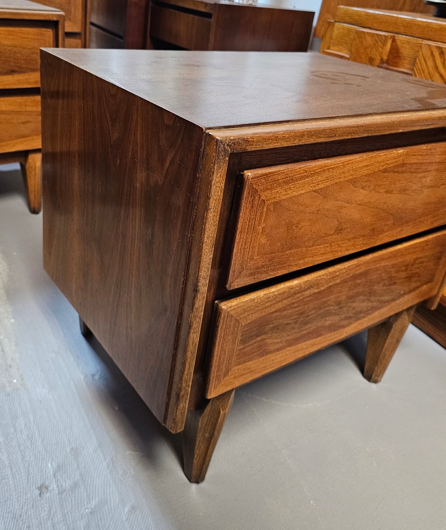 American of Martinsville - Vintage MCM - Bedroom Set Walnut 1960s