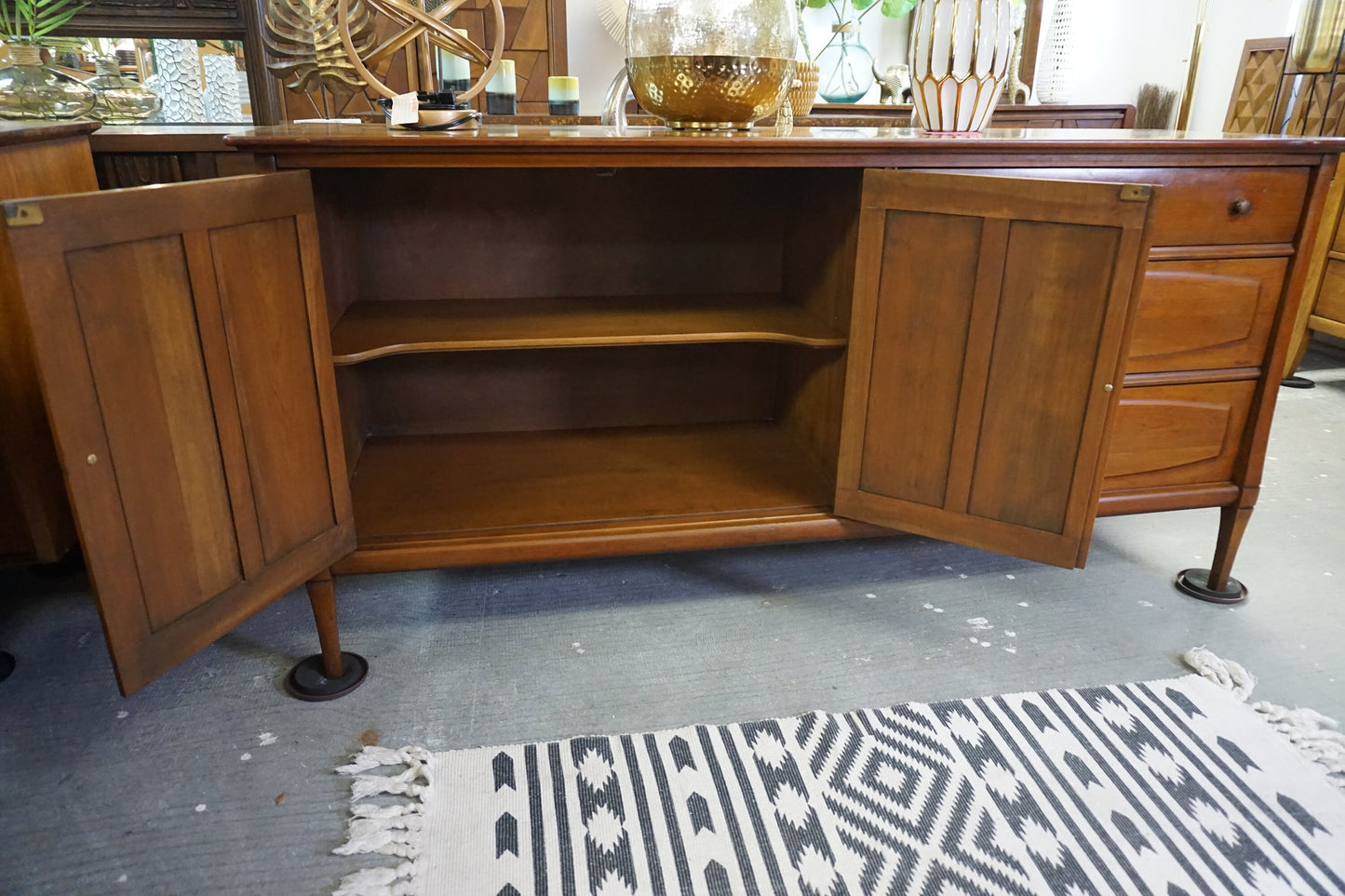 Mid-Century Modern Heyward Wakefield Dresser