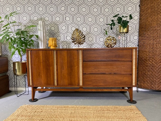 Mid Century Modern Cane Lined MCM Buffet/Sideboard Console/ Dresser, Walnut